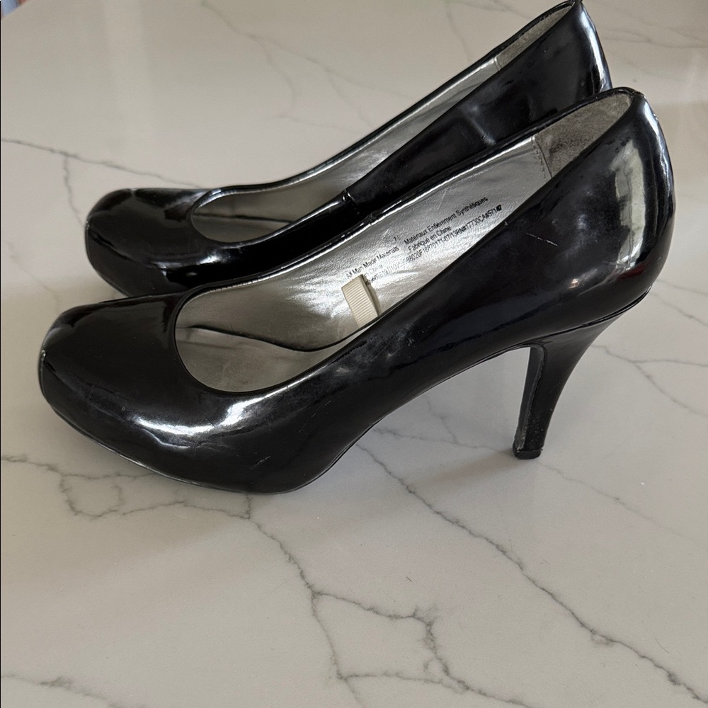 Mossimo Supply Co. Black Patent Round-Toe Pumps